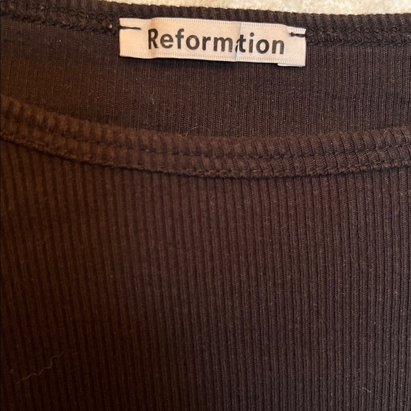 Reformation Black Muse Tee - Picture 5 of 8